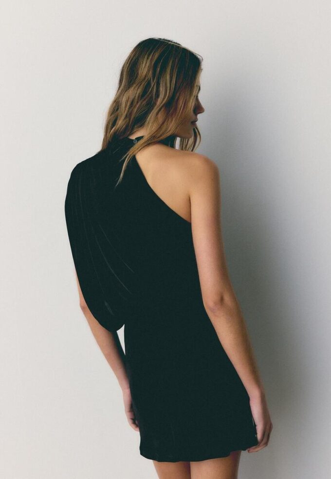 Asymetrické drapované krátké kraťasy