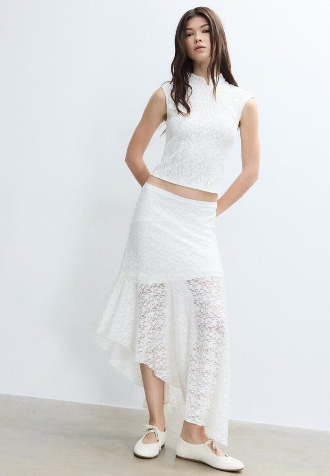 Asymetrická krajková midi sukně Asymetrická krajková midi sukně