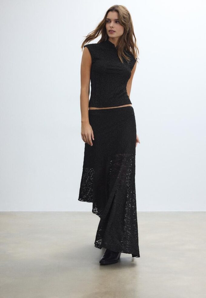 Asymetrická krajková midi sukně