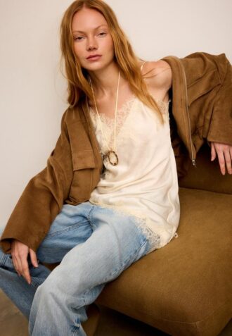 Asymetrické krajkové tílko Top