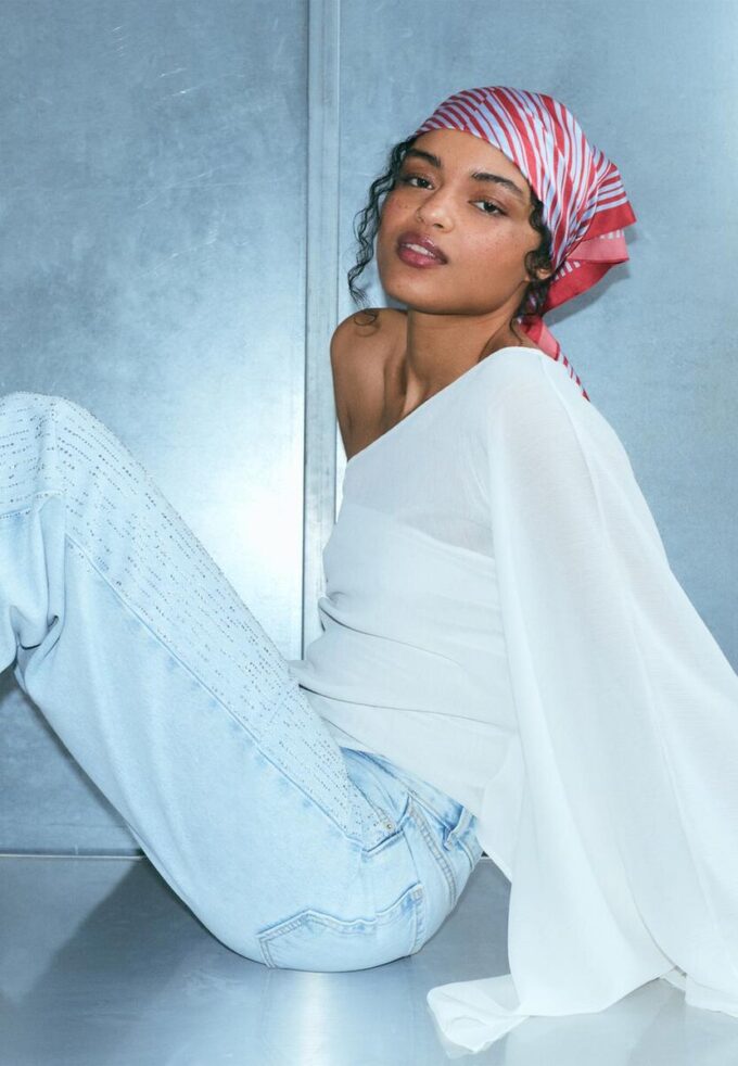 Asymetrický plášť