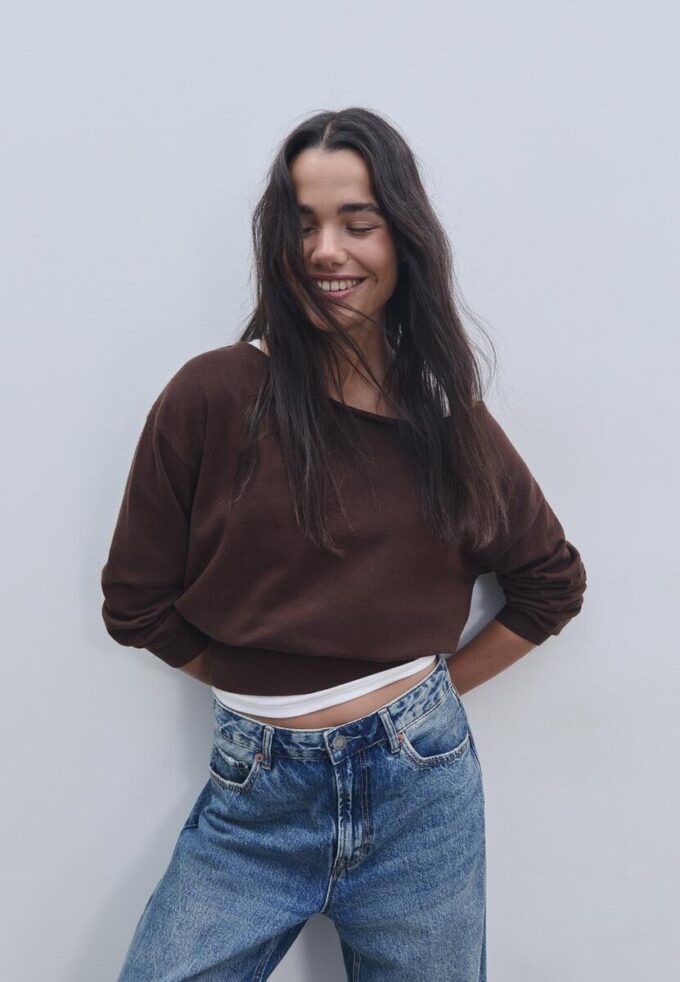 Asymetrický pletený svetr Asymetrický pletený svetr