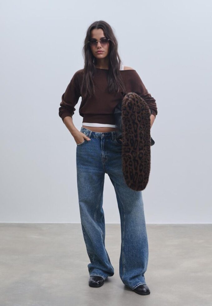 Asymetrický pletený svetr Asymetrický pletený svetr