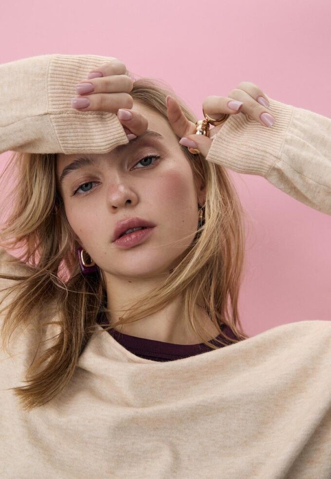 Asymetrický pletený svetr Asymetrický pletený svetr