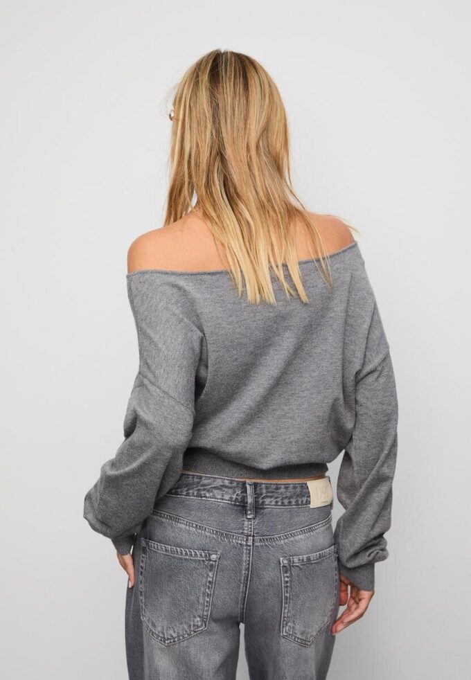 Asymetrický pletený svetr Asymetrický pletený svetr