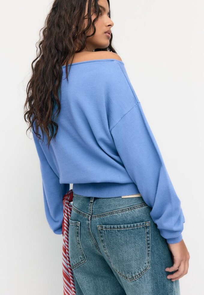 Asymetrický pletený svetr Asymetrický pletený svetr