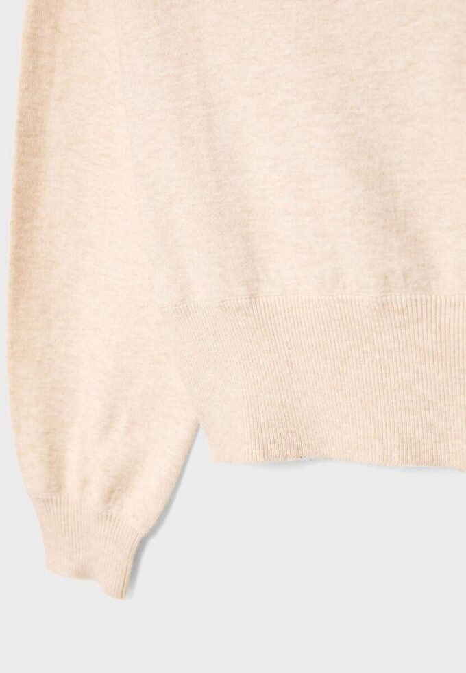 Asymetrický pletený svetr Asymetrický pletený svetr