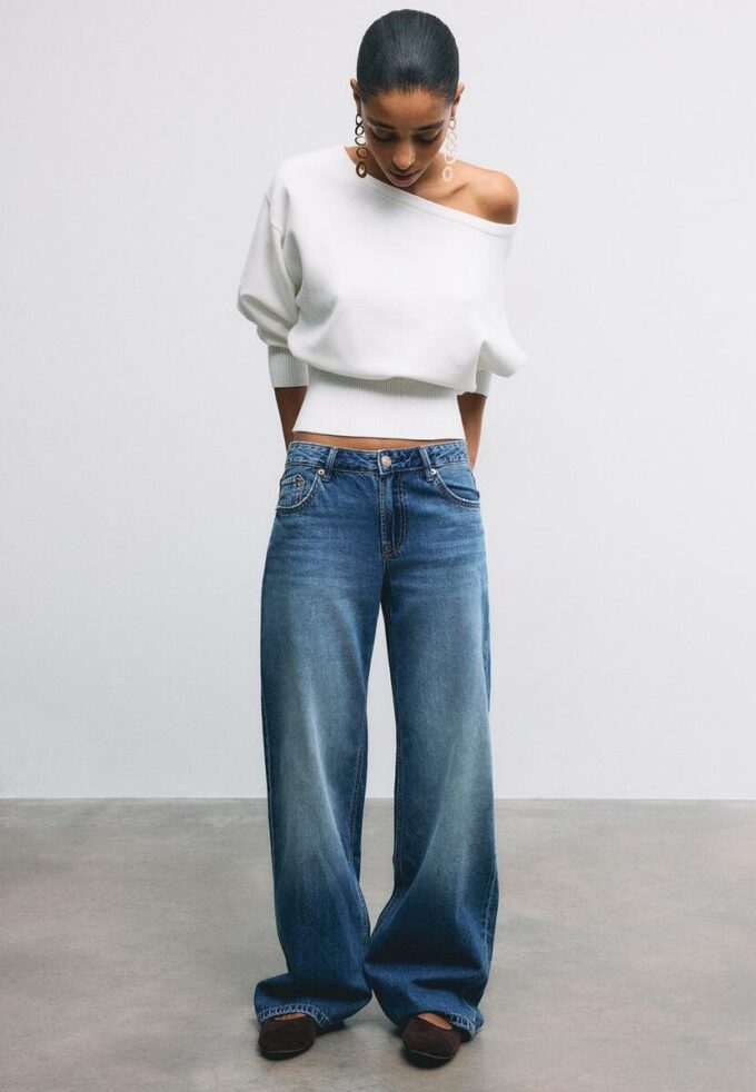 Asymetrický pletený svetr s žebrovaným lemem Asymetrický pletený svetr s žebrovaným lemem