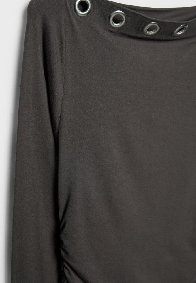 Asymetrické tričko s očky