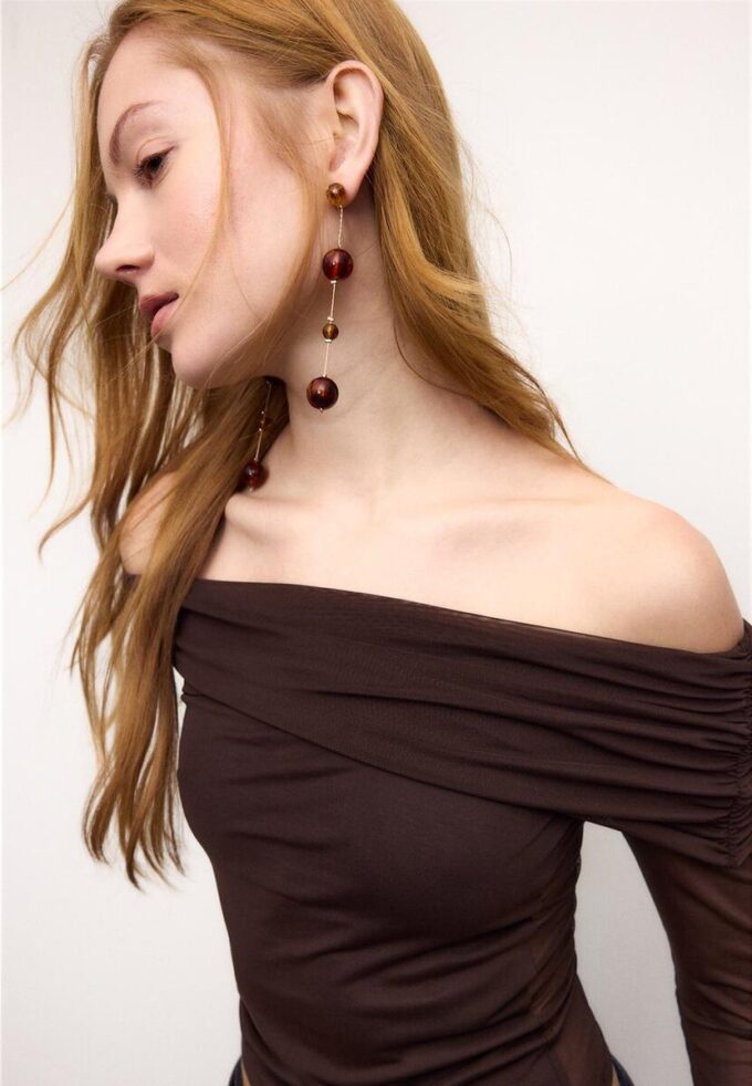 Asymetrické tylově tričko