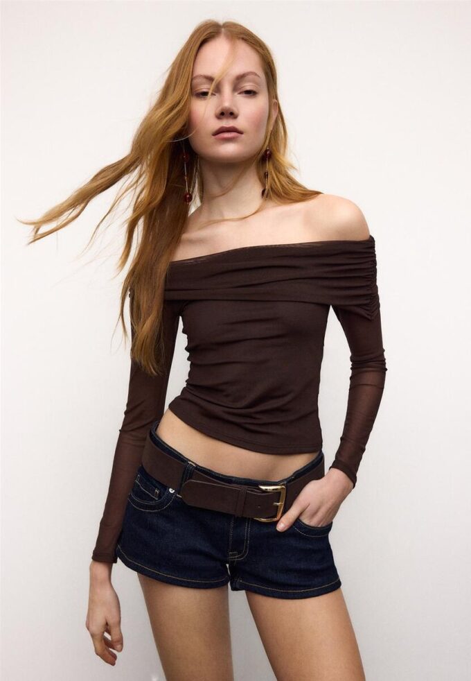 Asymetrické tylově tričko