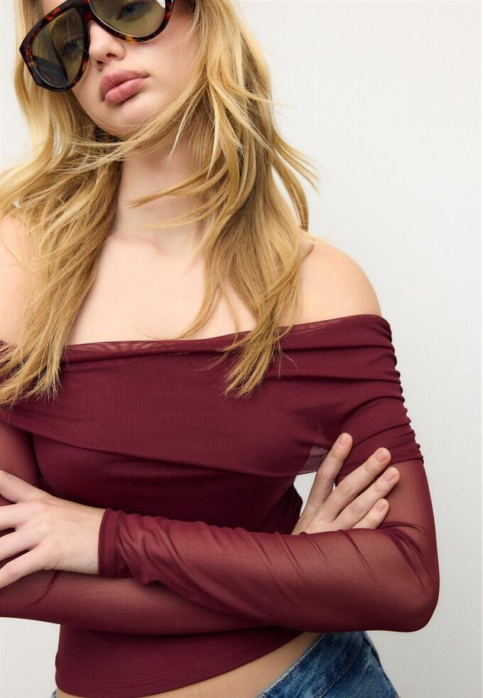 Asymetrické tylově tričko