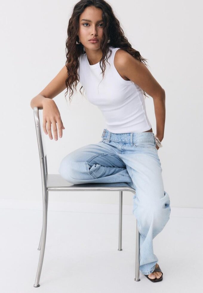 B04 Basic přiléhavé tílko