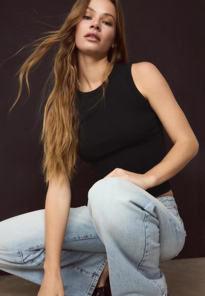 B04 Basic přiléhavé tílko