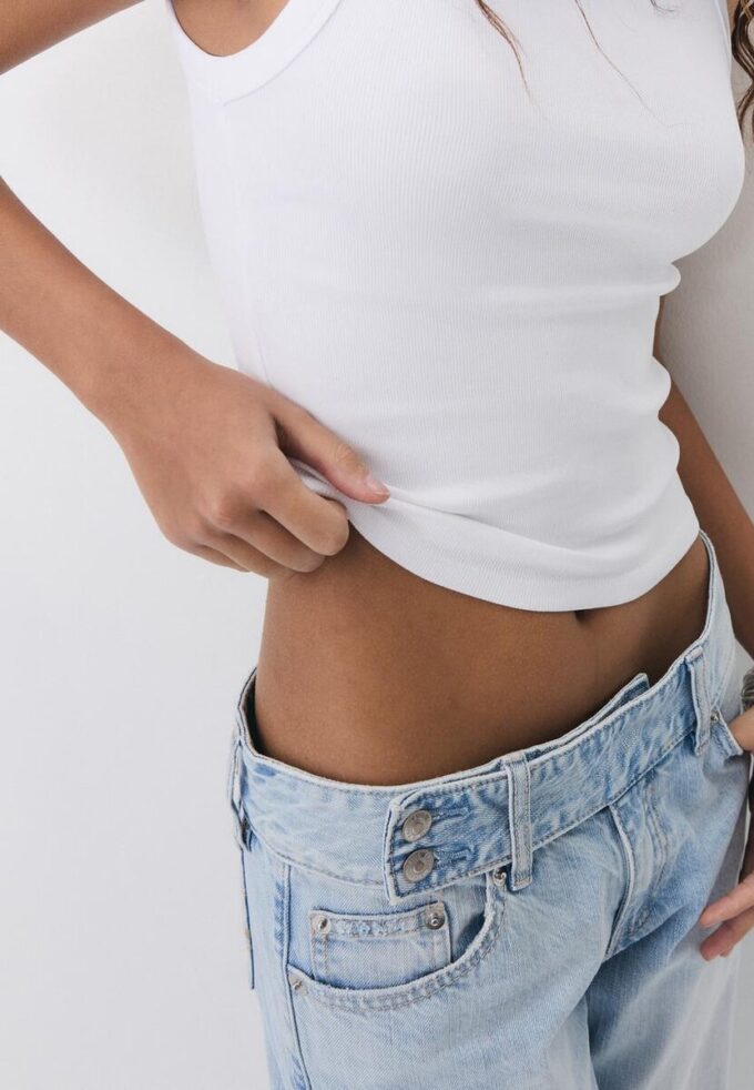 B04 Basic přiléhavé tílko