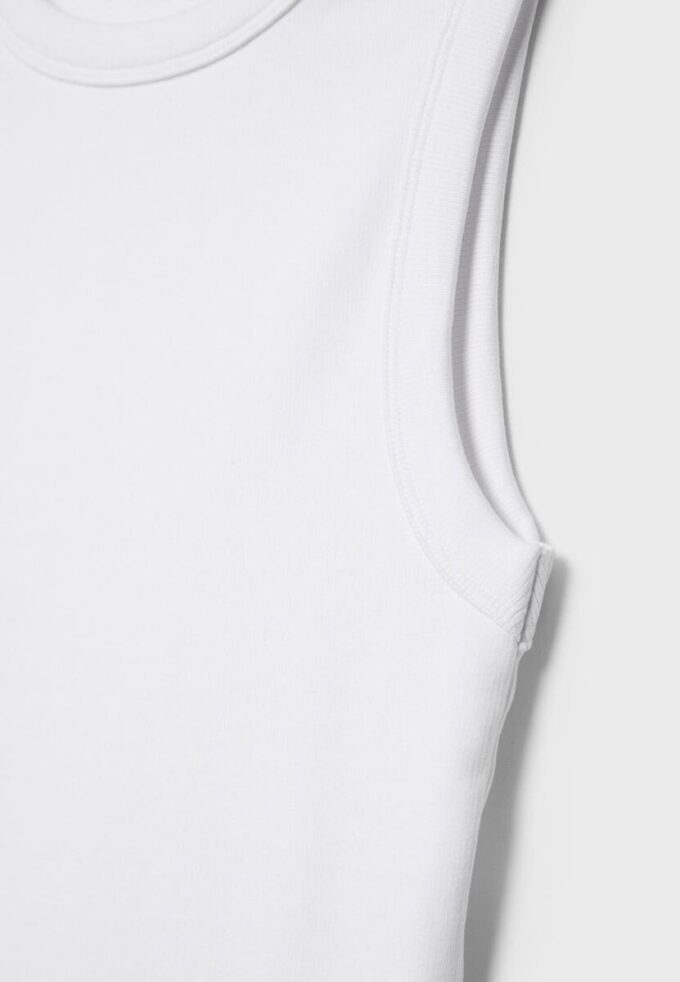 B04 Basic přiléhavé tílko