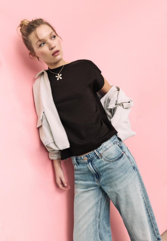 B06 Basic tričko s pokleslými rameny