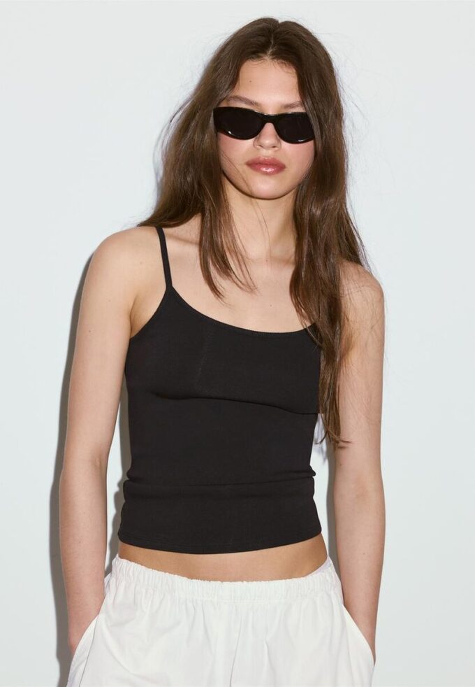 B07 Top s žebrovanými ramínky