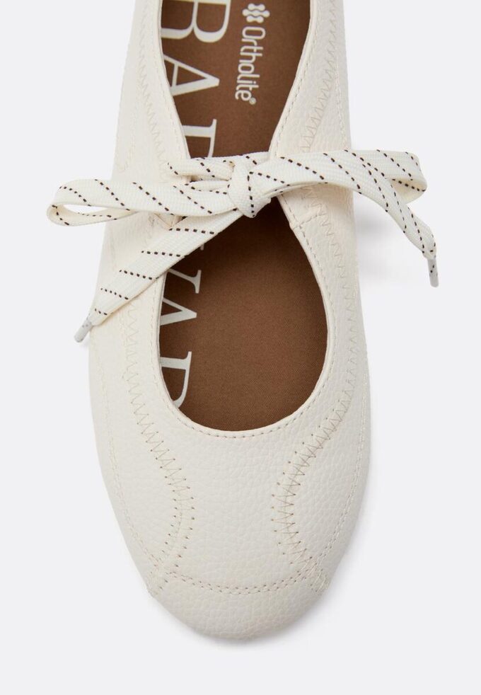 Baletní tenisky s mašlí