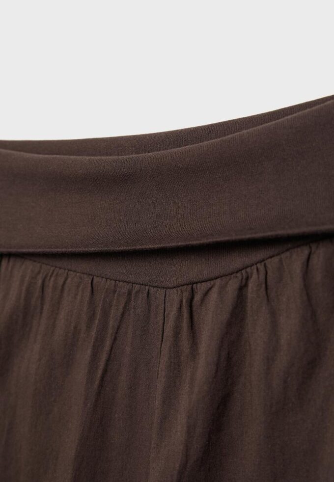 Balónové kalhoty s ohrnutým pasem Balónové kalhoty s ohrnutým pasem