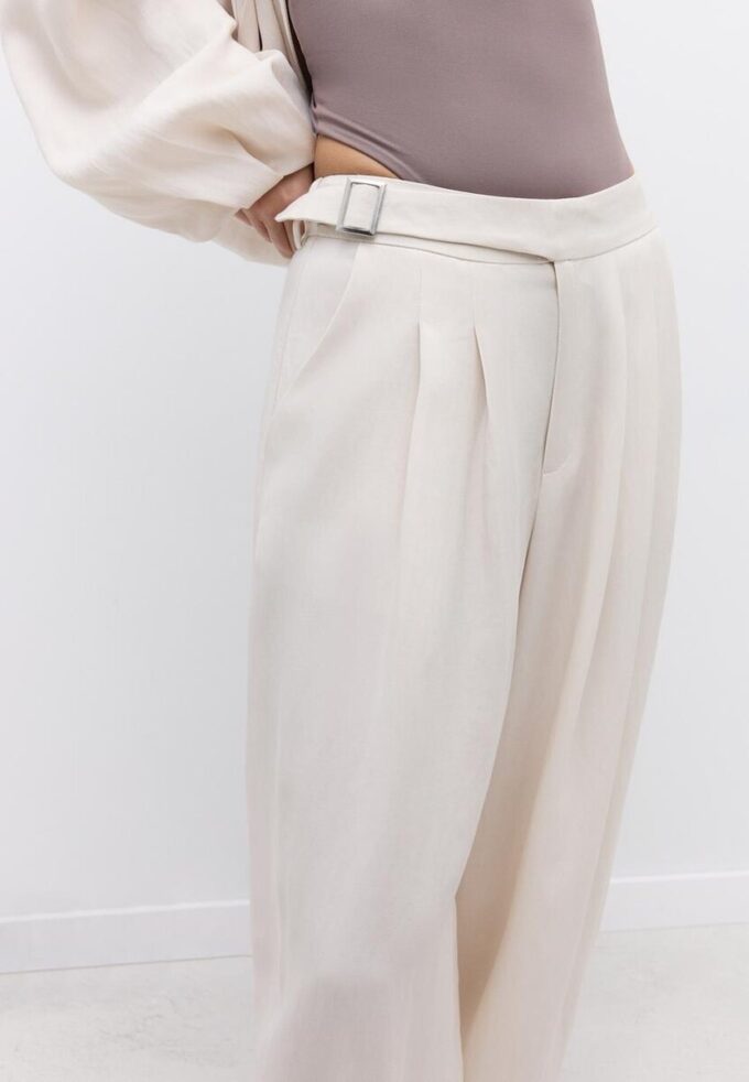 Balónové kalhoty s přezkou Balónové kalhoty s přezkou