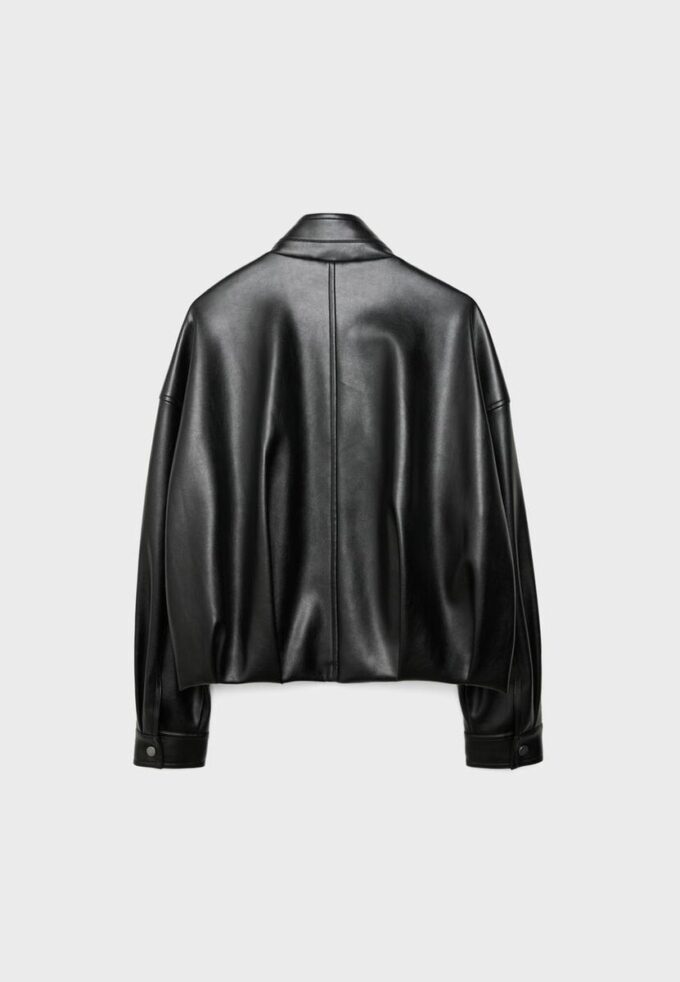 Balonová bunda s efektem kůže a páskem