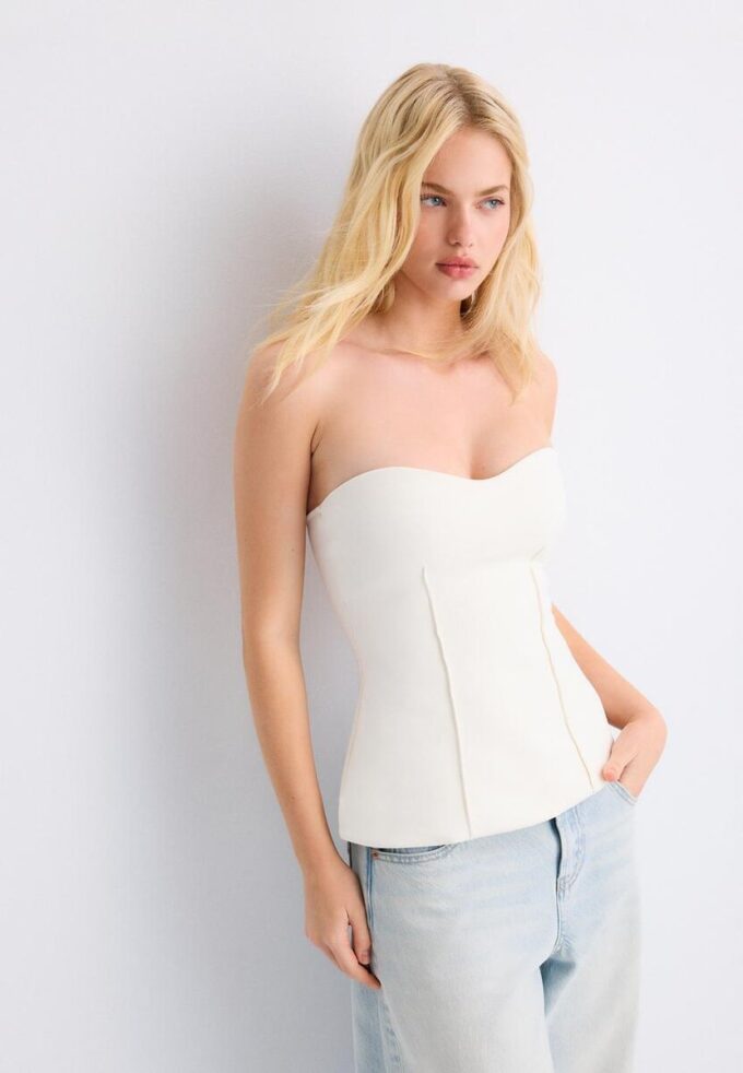 Bandeau s výstřihem do srdce