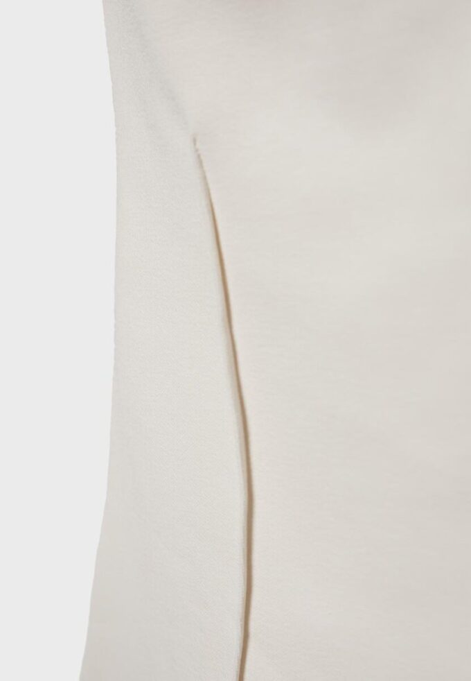 Bandeau s výstřihem do srdce