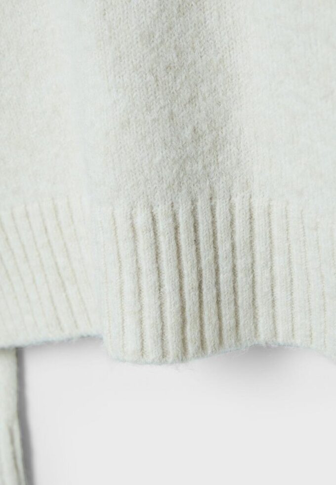 Basic měkký pletený svetr