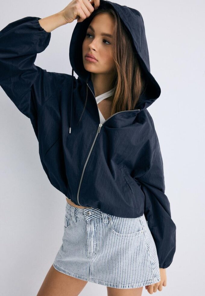 Basic nylonová bunda s kapucí