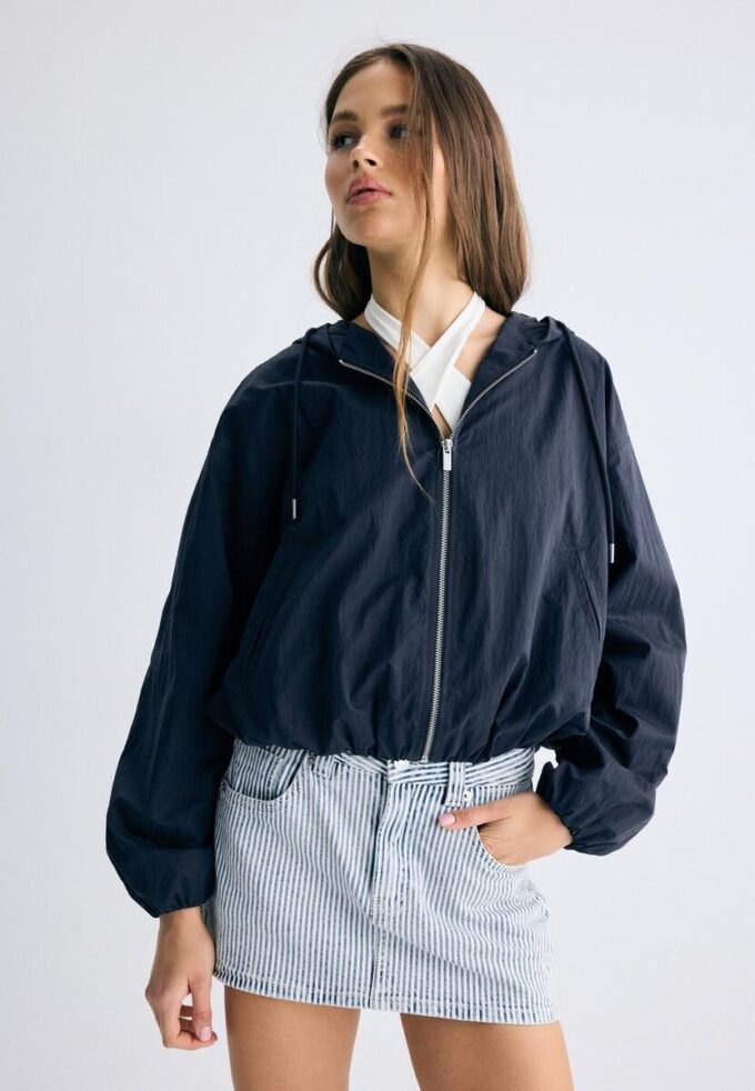 Basic nylonová bunda s kapucí