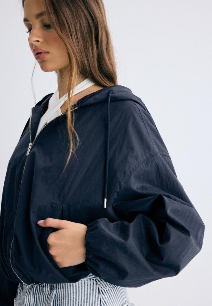 Basic nylonová bunda s kapucí