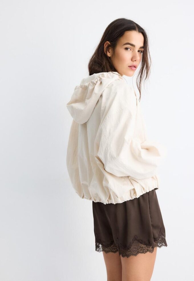 Basic nylonová bunda s kapucí