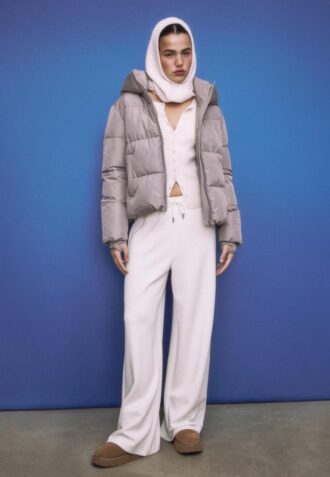 Basic péřová bunda s kapucí