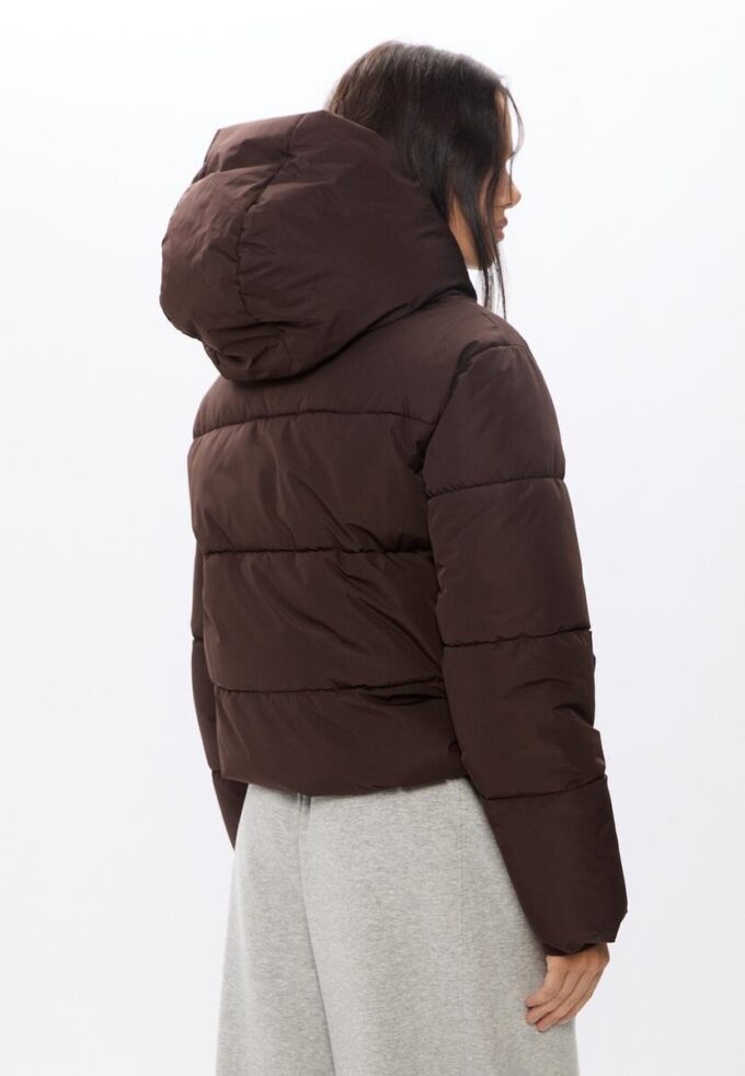 Basic péřová bunda s kapucí