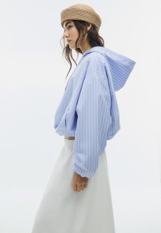 Basic pruhovaná nylonová bunda s kapucí