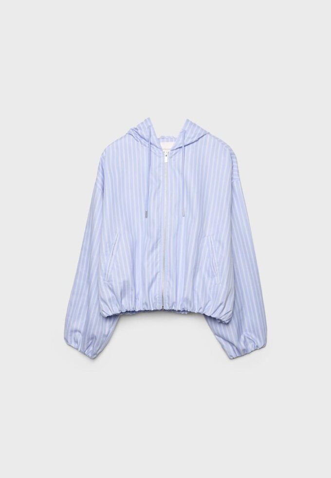 Basic pruhovaná nylonová bunda s kapucí