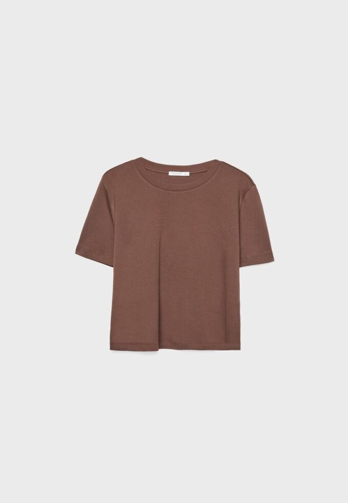 Basic tričko s regular střihem a silnější látkou