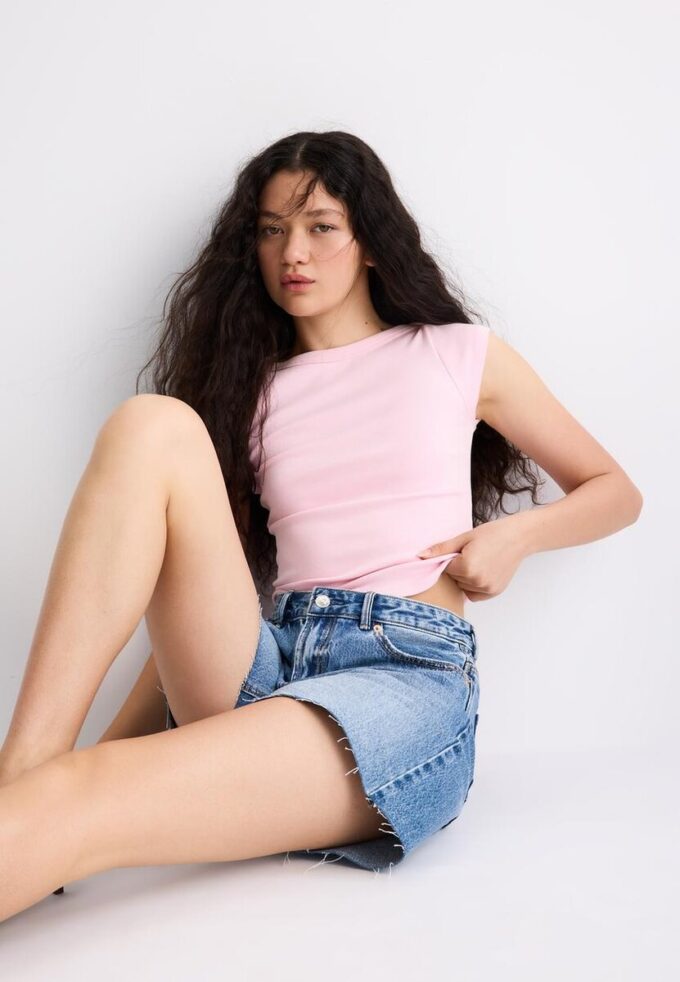 Basic tričko s výstřihem do lodičky