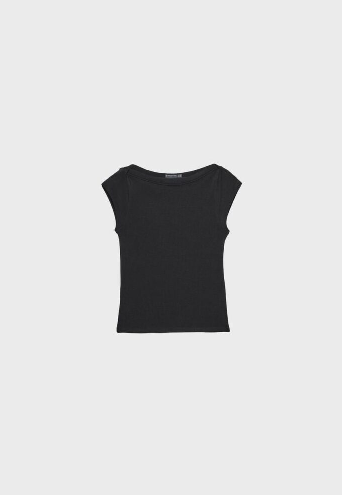 Basic tričko s výstřihem do lodičky