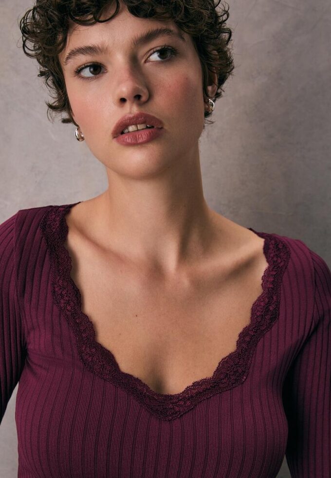 Bezšvový krajkový top Bezšvový krajkový top