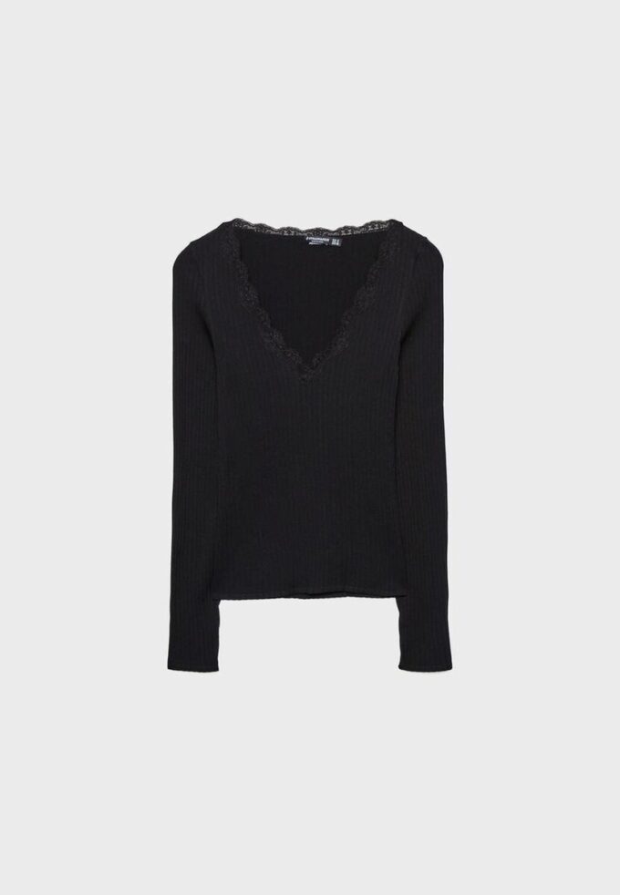 Bezšvový krajkový top