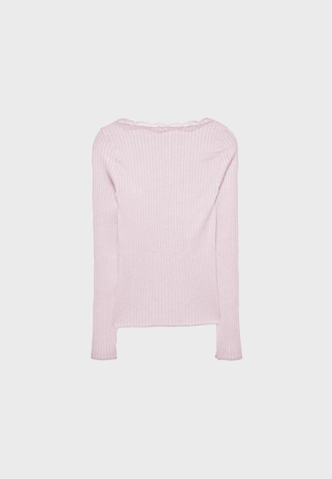 Bezšvový krajkový top