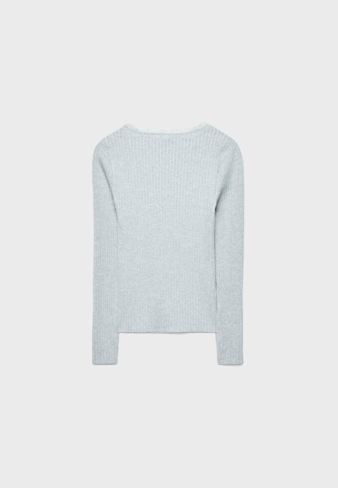 Bezšvový krajkový top