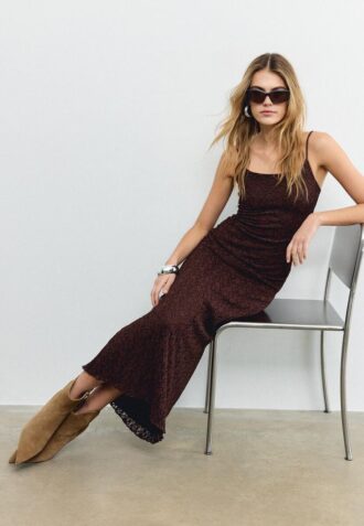 Blond krajkové midi šaty s ramínky