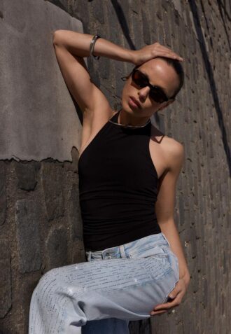 Bodysuit s vázáním za krkem