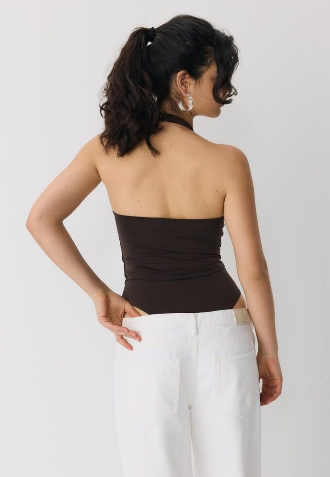 Bodysuit s vázáním za krkem Bodysuit s vázáním za krkem