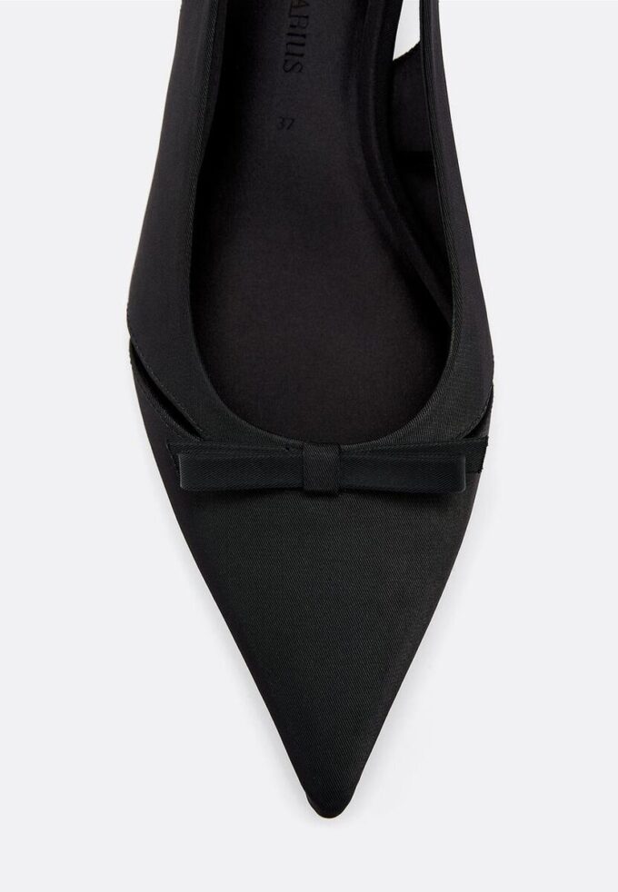 Boty s výřezem a boty na podpatku