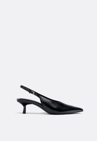 Boty s výstřihem do V a boty na podpatku