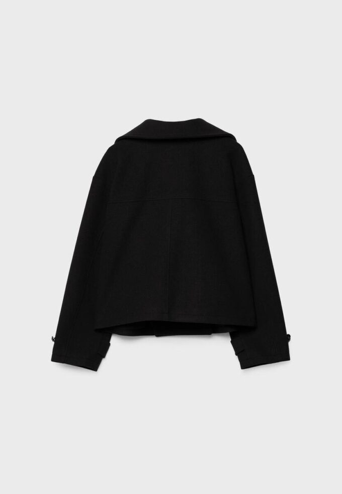 Bunda Jemné na dotek s překříženým výstřihem a vysokým límcem